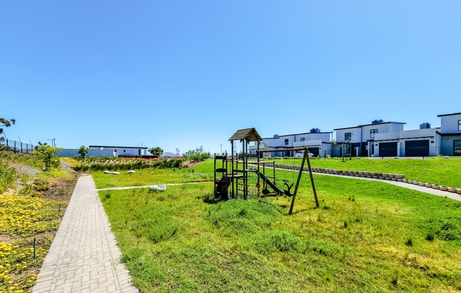 3 Bedroom Property for Sale in Zonnendal Western Cape